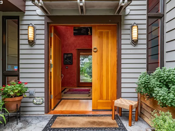 1760 Skyline Blvd, Eugene, OR 97403