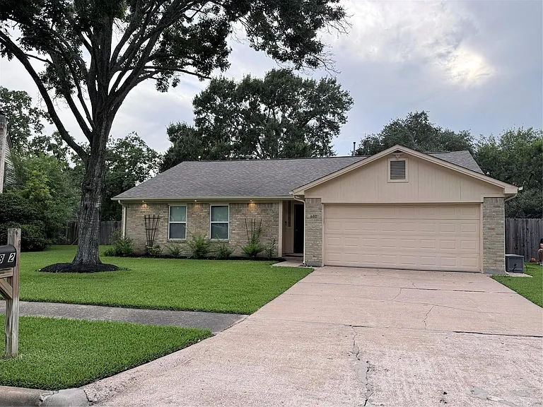 802 Sundance Valley Dr — Photo 17