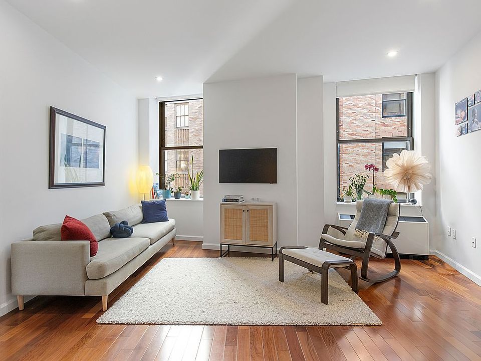 1st image of 1 Wall Street Ct APT 1309