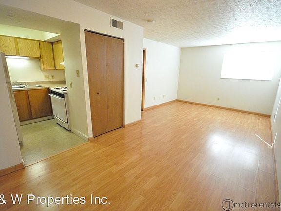 3rd image of 1170 Franklin Ave APT 5
