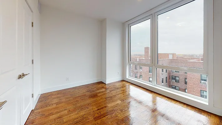 Rented by Metro Garden Realty NYC | media 38