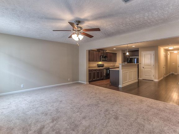 5th image of 4714 Chelanie Circle 110
