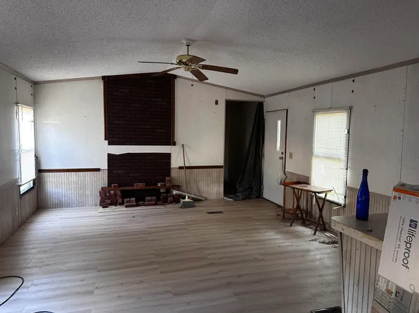 109 Stacy Lane, Crane, MO 65633