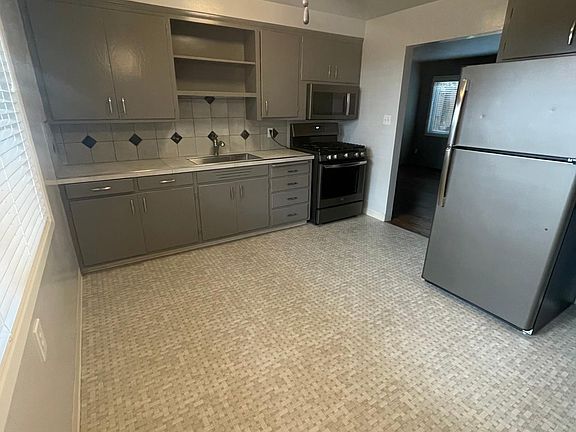 5th image of 1630 T St