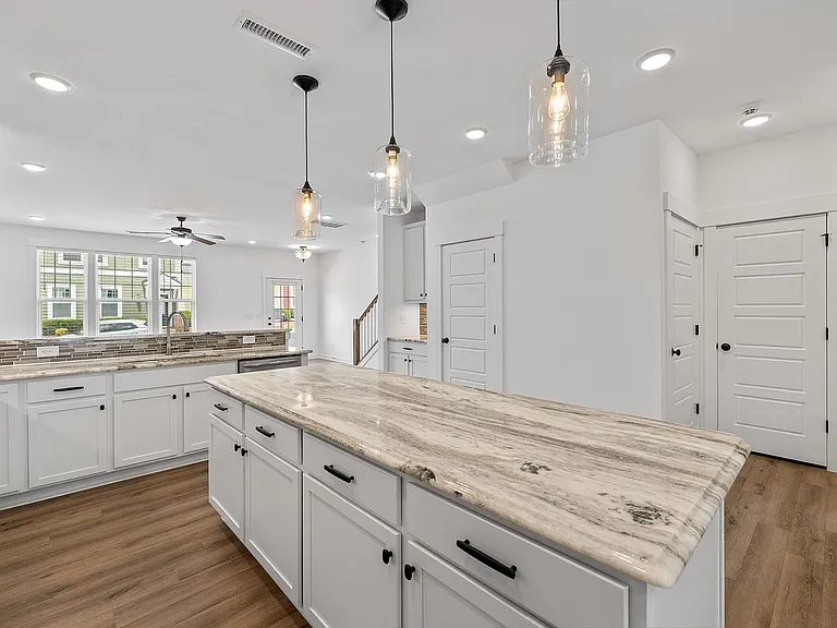 493 Rally Point Pl — Photo 9