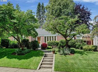 8137 SW Burlingame Ave, Portland, OR 97219