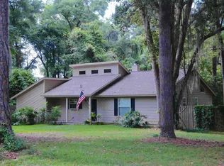 3374 Rustlewood Ln, Tallahassee, FL 32312