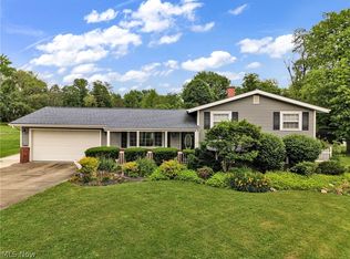 12593 Parkview Dr, Chesterland, OH 44026
