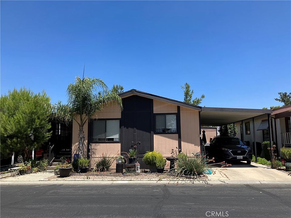 1st image of 1300 W Menlo Ave Spc 102