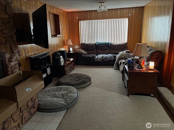 5th image of 1104 Dibb Street