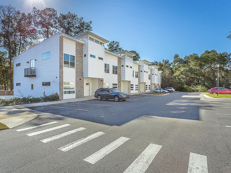 1st image of 2176 Capital Cir SE #209