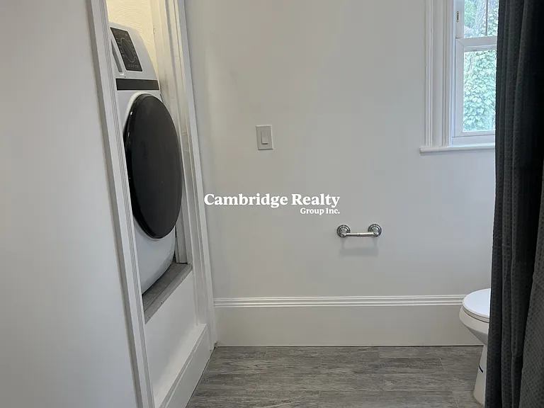 35 Cameron Ave #2T — Photo 24