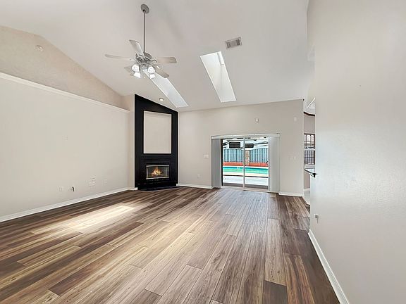 4th image of 2983 Shearwater Dr
