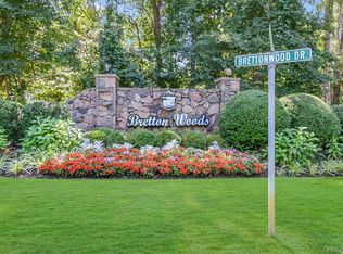 852 Skyline Drive, Coram, NY 11727