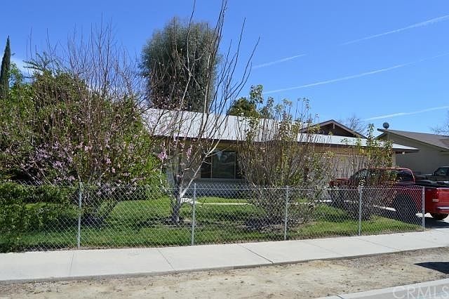 1st image of 268 Eastwood Pl