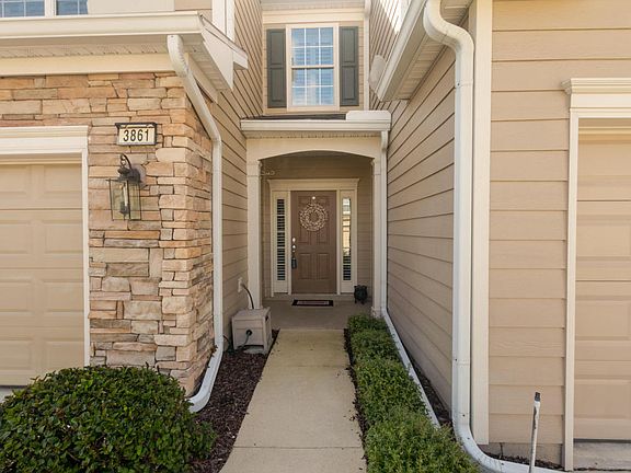 2nd image of 3861 Lionheart Dr