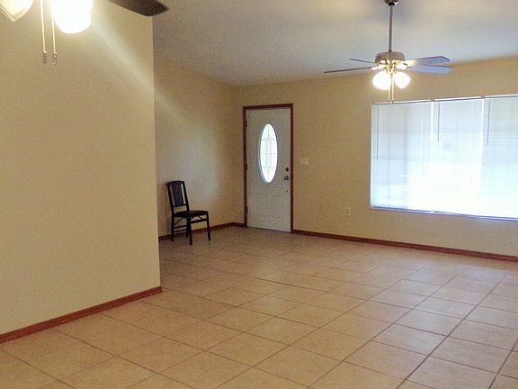 LIVING & DINING AREA