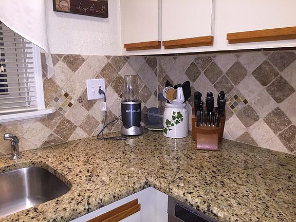 4th image of 348 Georgetown Dr Unit 348
