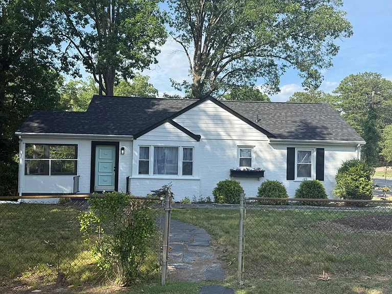 9000 Gayton Rd — Photo 2