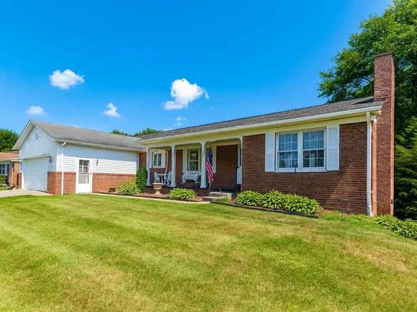 466 Sunnyside Ave, Meadville, PA 16335