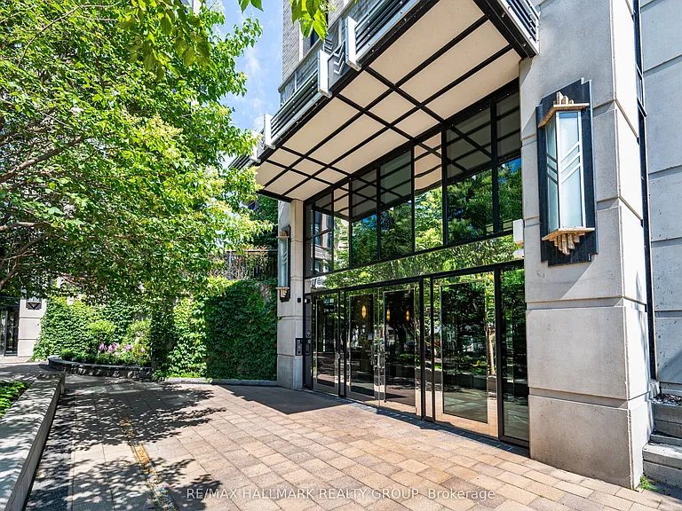 245 Kent St #909 — Photo 3