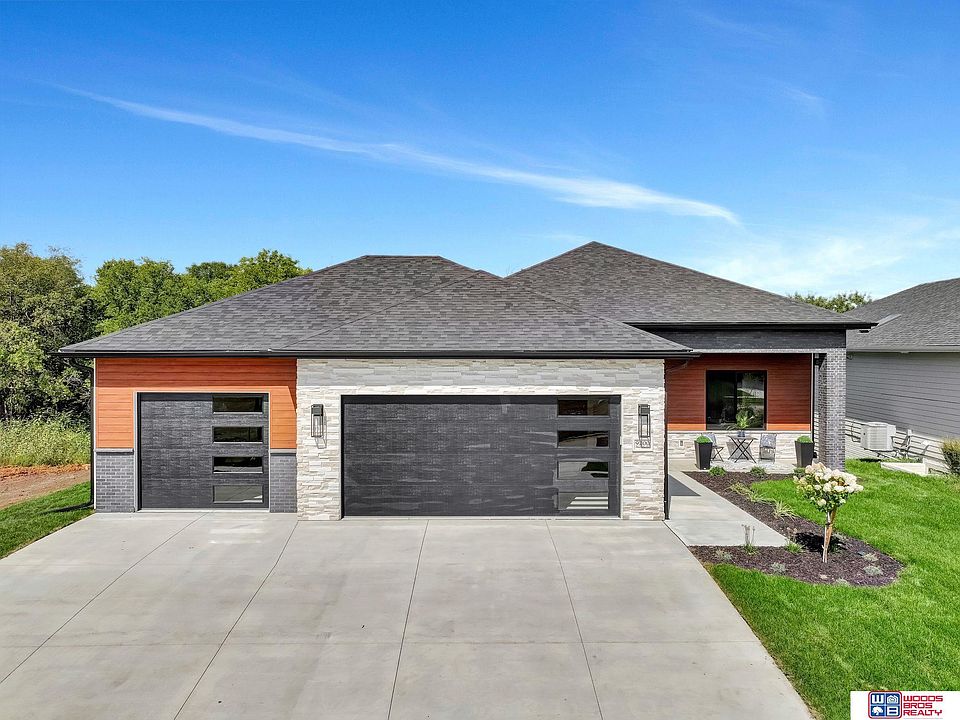1st image of 9200 Marbella Dr