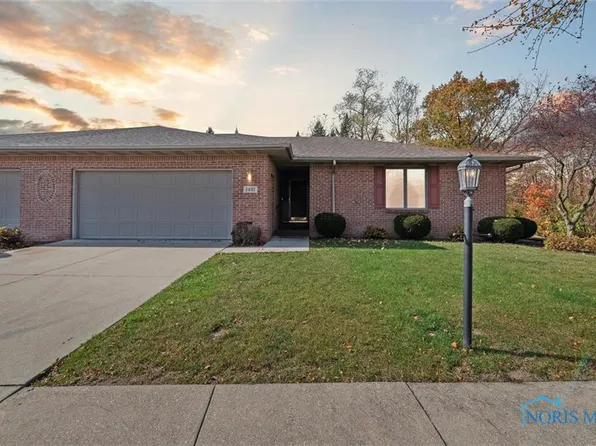 2407 Kenjames Ct, Napoleon, OH 43545