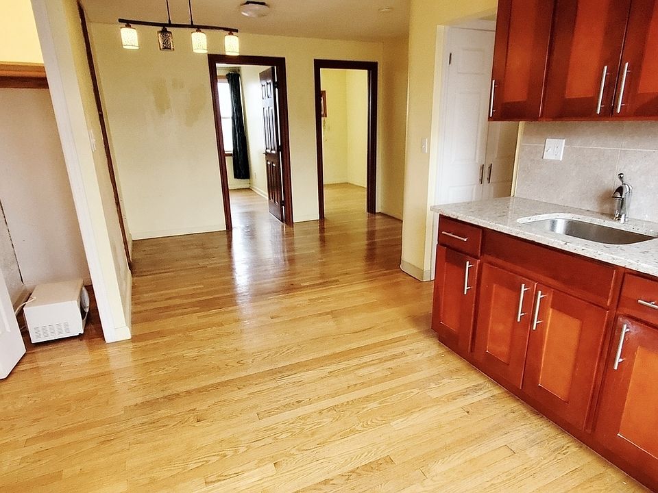 1st image of 20-42 33rd St #3K
