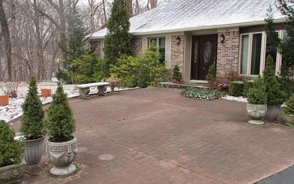4th image of 1130 W Lincoln Dr