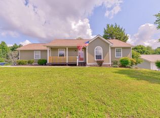 16 Squirrel Cir, Ringgold, GA 30736