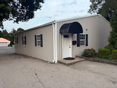 1st image of 10413 Taylorsville Rd Building B