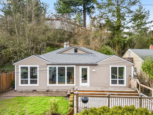 3025 SW 11th Ave, Portland, OR 97239