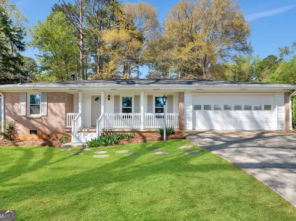 5593 Laurel Ln NW, Lilburn, GA 30047