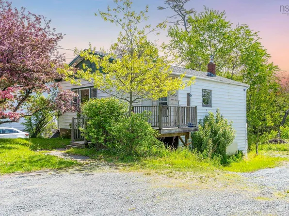 485 Cobequid Rd, Halifax, NS B4C 3Y7