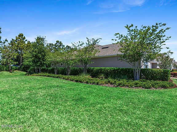 3rd image of 14814 MONTEVARCHI Court