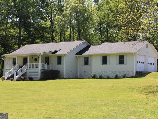 288 Trickum Creek Rd, Tyrone, GA 30290