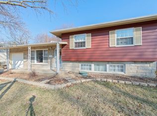 2207 Douglas St, Joliet, IL 60435