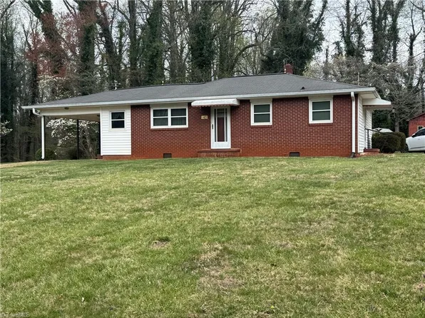 145 Opal Dr, Rural Hall, NC 27045