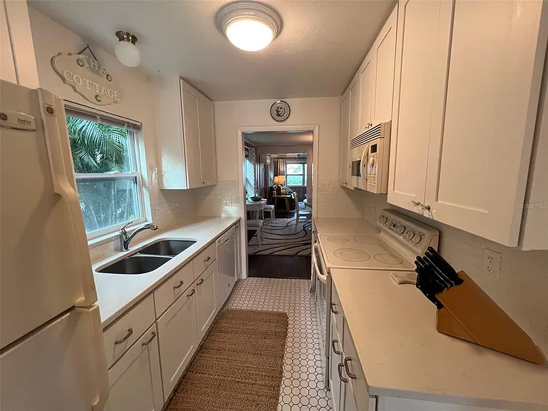 1626 New Point Comfort Rd — Photo 29