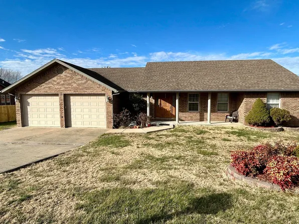 703 Kenny Street, Ava, MO 65608