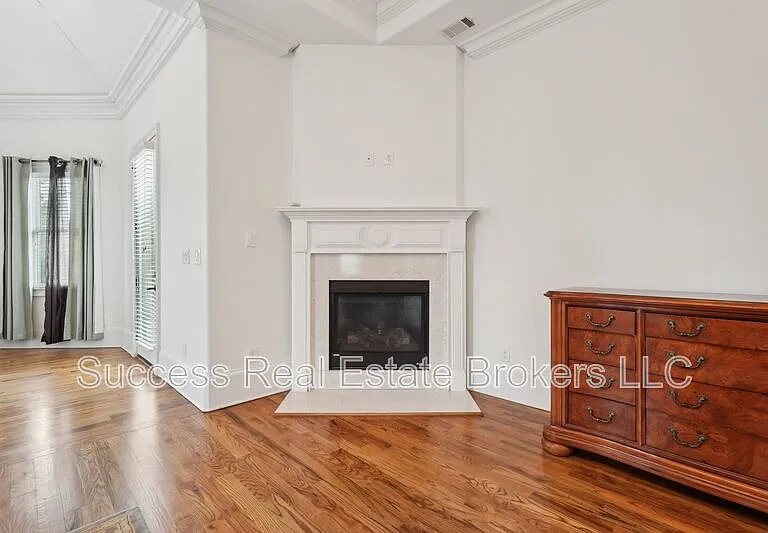 343 Summer Garden Dr — Photo 41