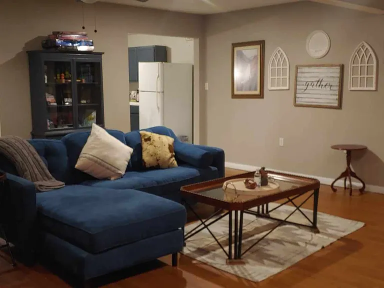 6307 Johnson Ln — Photo 10