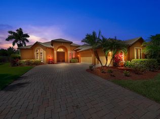 809 SW Saint Julien Ct, Port Saint Lucie, FL 34986