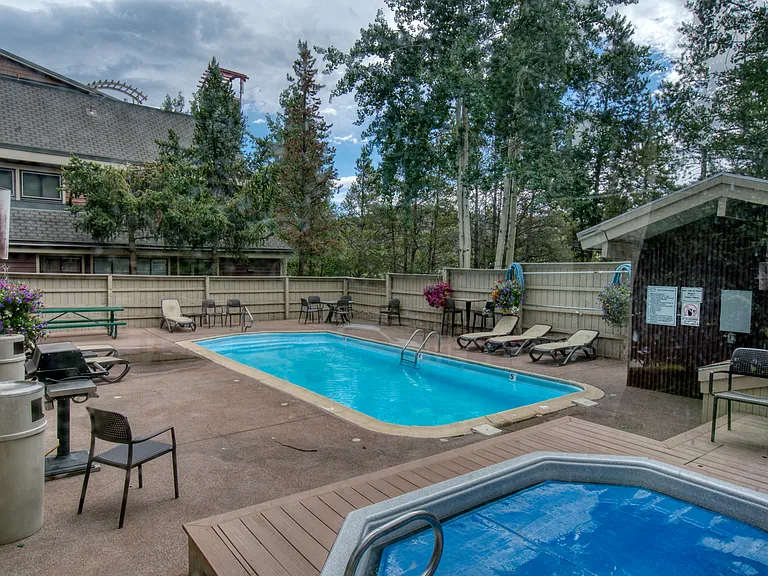 250 Ski Hill Rd #25 — Photo 19