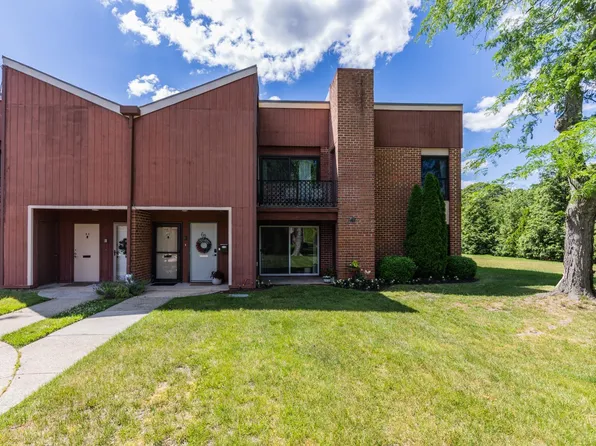 11 Shore Rd APT 6D, Somers Point, NJ 08244