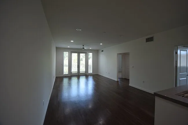 7851 Ventura Canyon Avenue — Photo 10