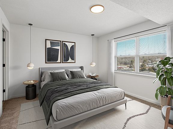 4th image of 21 Henry St #61-C4