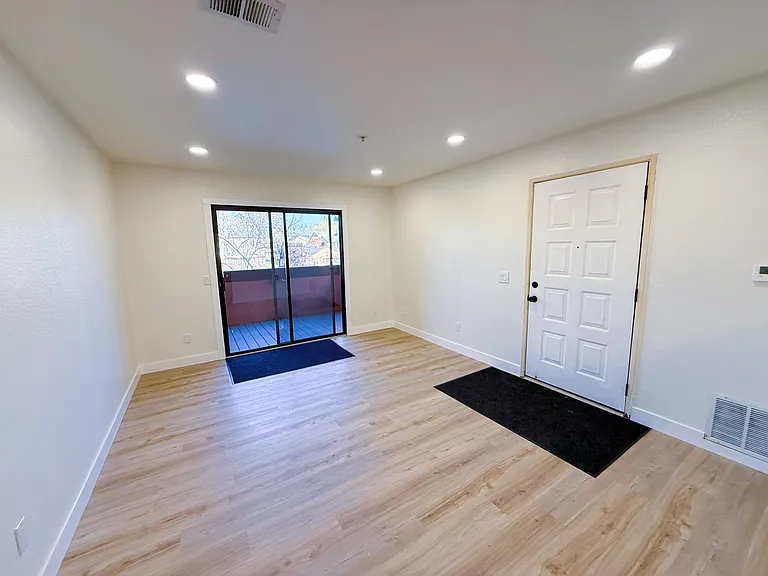 8201 Camino Colegio Dr #74 — Photo 2