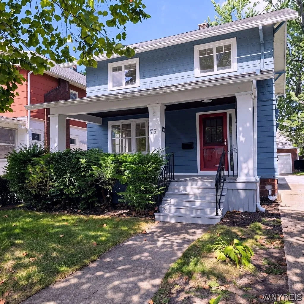 4 bed, 1.0 bath, 1484 sqft, $2,750 — Photo 1