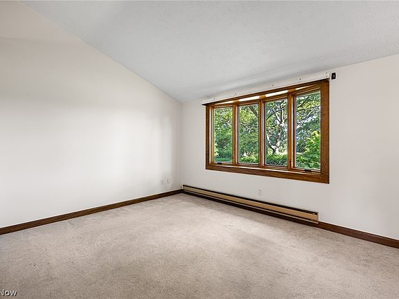 4th image of 10614 Jones Rd